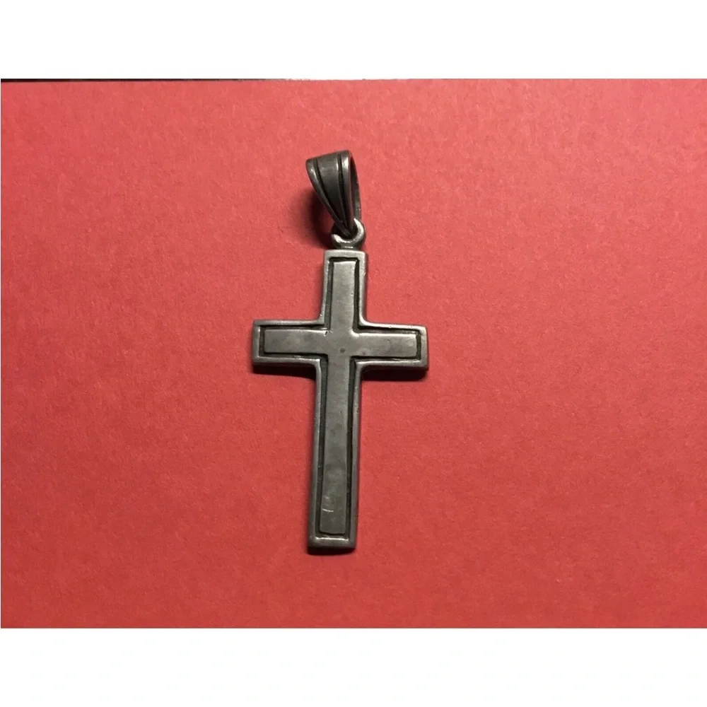 Vintage Cross Pendant Sterling Silver 925 Cross Pendant (4.49 grams)